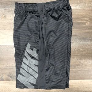 Nike Shorts Medium